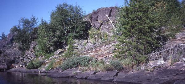 Bluffs on Jester Lake - Woodland Caribou Park
